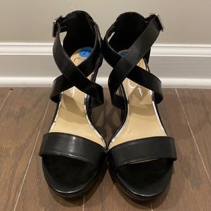 Jessica Simpson wedges!